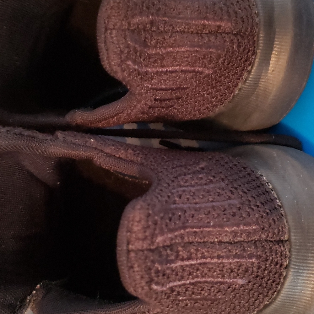 ADIDAS SWIFT RUN C...SIZE 2 - Picture 15 of 15